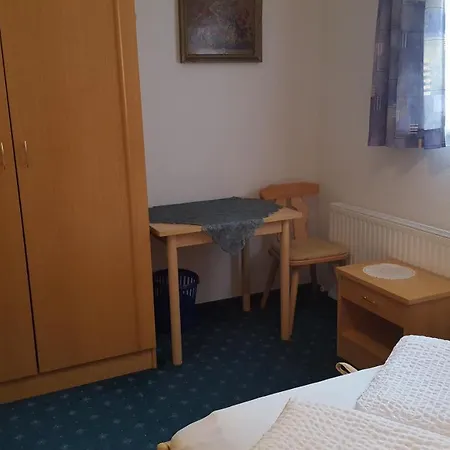 公寓 Haus Fernblick *